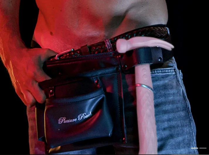 Love Hamma Pleasure Pouch Black - Image 2